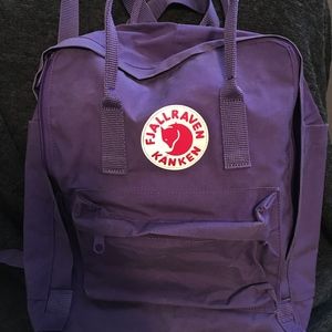 Fjall Raven Kanken Backpack
